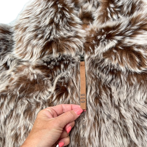 NEW With Tags- UGG KALI FAUX FUR JACKET - Picture 10 of 12